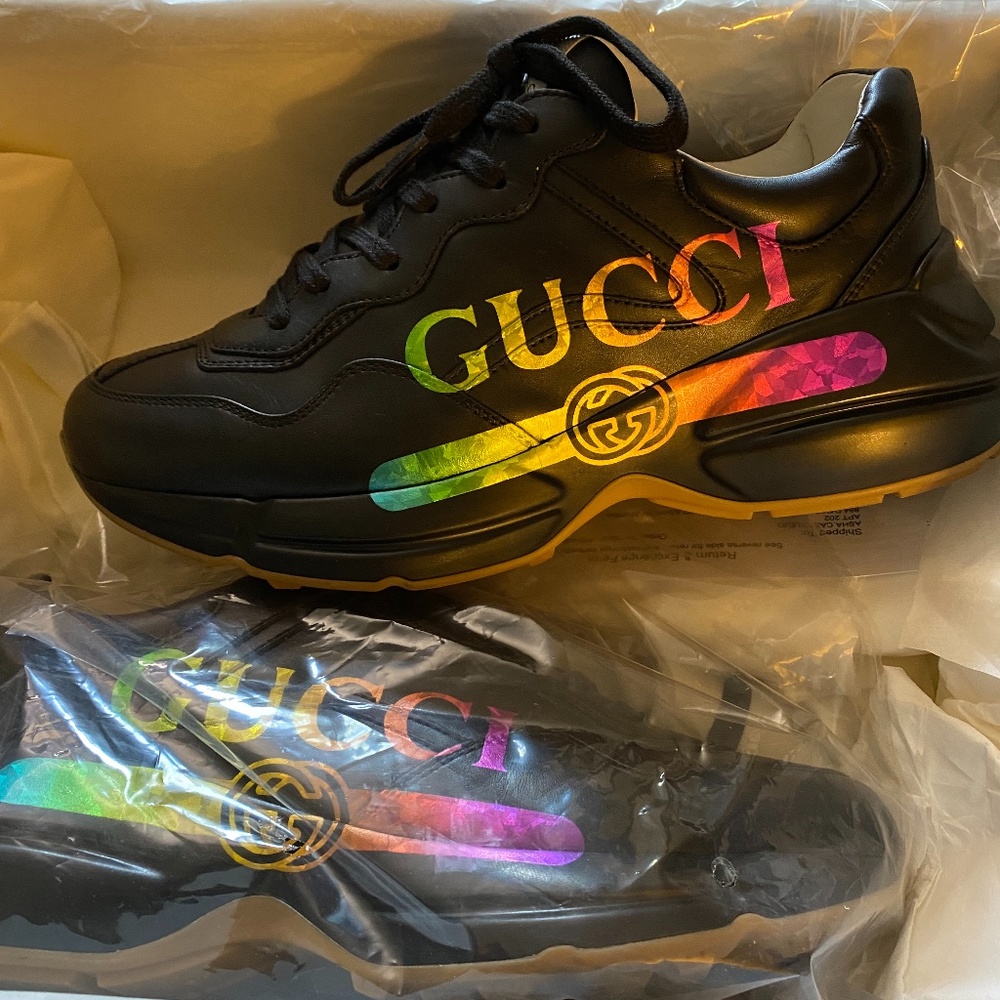 GUCCI RHYTON SNEAKERS